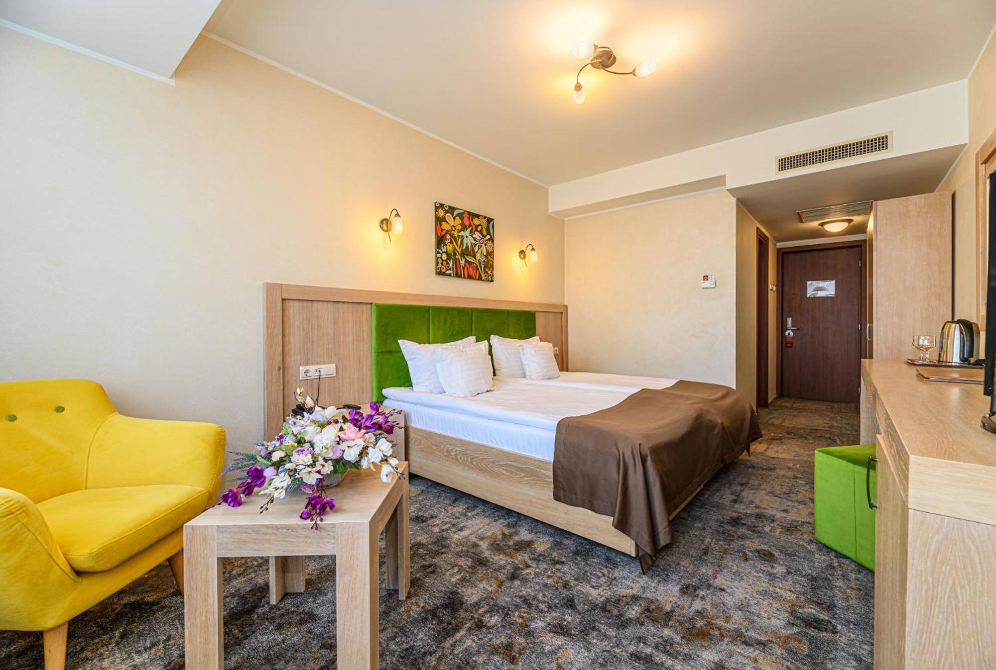 Faleza Hotel By Vega Galaţi Eksteriør billede